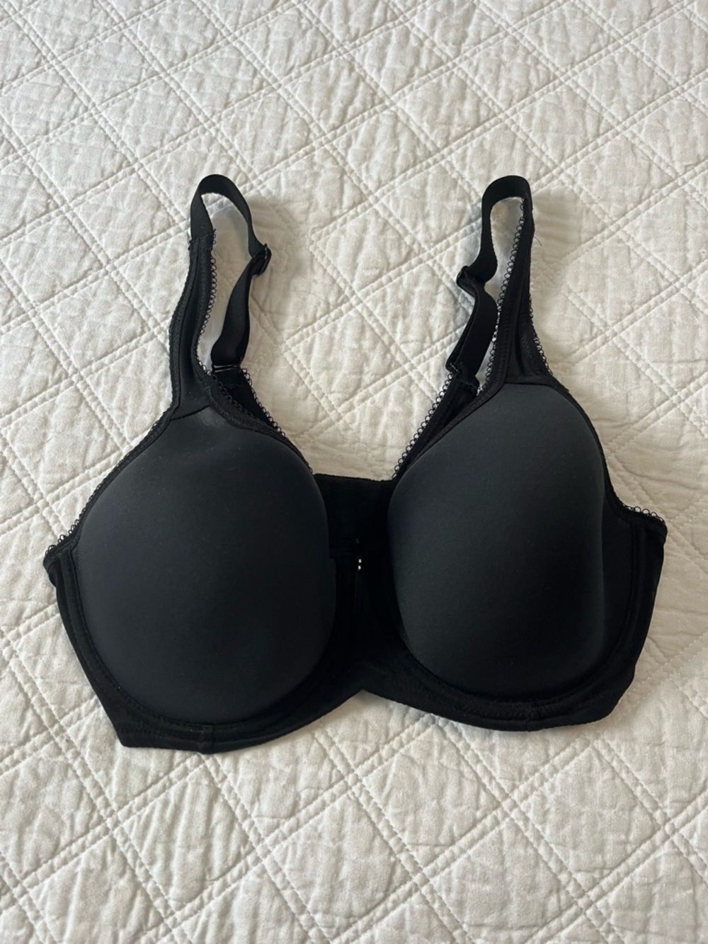 Wacoal Black Seamless Molded Underwire Bra